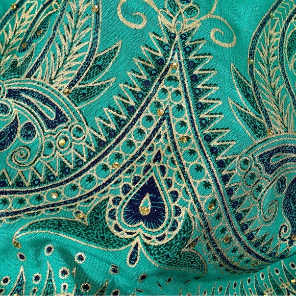 NWOT-ROYAL PAISLEY WOMEN'S GREEN & BLUE EMBROIDERED SKIRT-M - Picture 10 of 12